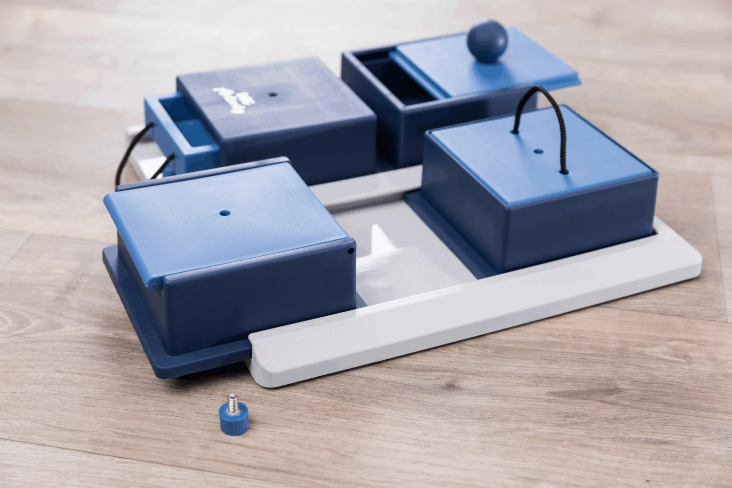 Trixie Jeu De Stratégie Pour Chien Poker Box 1 4 Trixie Jeu De Stratégie Pour Chien Poker Box 1 – Image 4