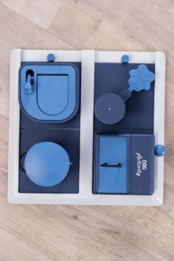 Trixie Jeu De Stratégie Pour Chien Poker Box 2 11 Trixie Jeu De Stratégie Pour Chien Poker Box 2 -Éco Pattes efdc3a64b558c181a0599b73f4c6da064423e9a04063e0ccf47411af7b399896